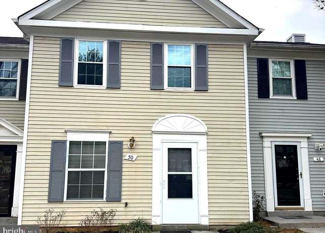 Property at 50 Benton Ct, Sterling, VA 20165, 2 beds, 1.5 baths