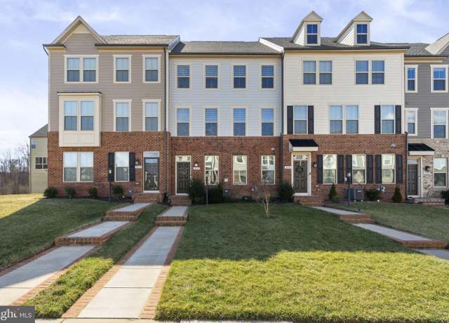 Property at 18039 Red Mulberry Rd, Dumfries, VA 22026, 3 beds, 3.5 baths