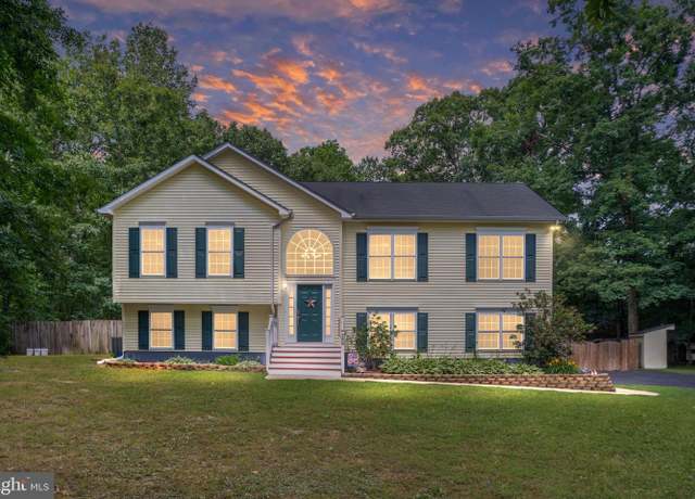 Property at 288 Cropp Rd, Fredericksburg, VA 22406, 3 beds, 3 baths