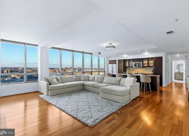 Property at 675 President St #2706, Baltimore, MD 21202, 3 beds, 3 baths