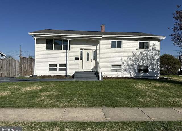 Property at 1305 Denbright Rd, Baltimore, MD 21228, 4 beds, 2 baths