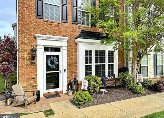 Property at 251 Buckeye Cir, La Plata, MD 20646, 3 beds, 3.5 baths