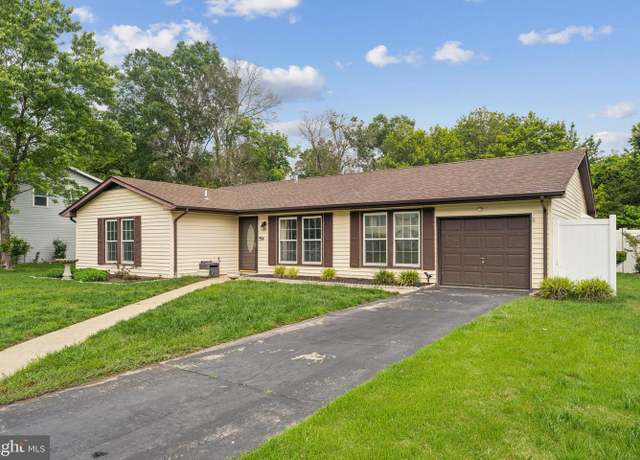 Property at 610 University Dr, Waldorf, MD 20602, 4 beds, 2 baths