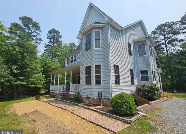 Property at 18121 Yoda Ln, Lexington Park, MD 20653, 3 beds, 3 baths