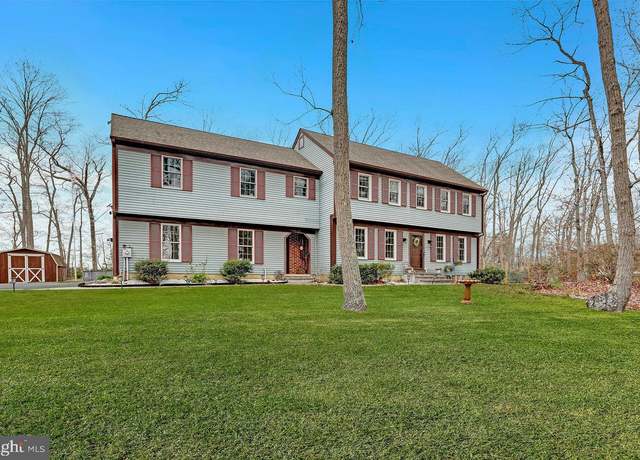 Property at 1 Washington Way, Tabernacle, NJ 08088, 4 beds, 2.5 baths