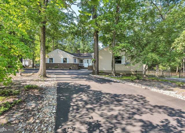Property at 114 Peach Rd, Marlton, NJ 08053, 5 beds, 3 baths