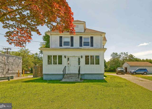 Property at 2653 S Main Rd, Vineland, NJ 08360, 3 beds, 1.5 baths