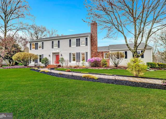 Property at 40 Berkley Ave, Belle Mead, NJ 08502, 4 beds, 2.5 baths