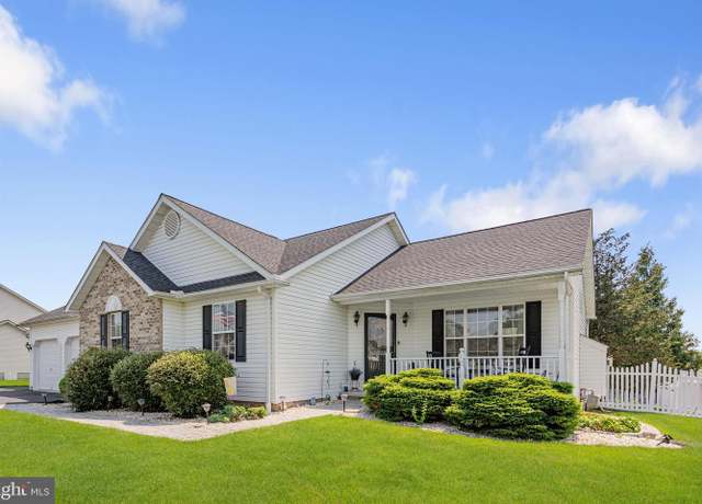 Property at 115 S Allwood Dr, Hanover, PA 17331, 3 beds, 3 baths
