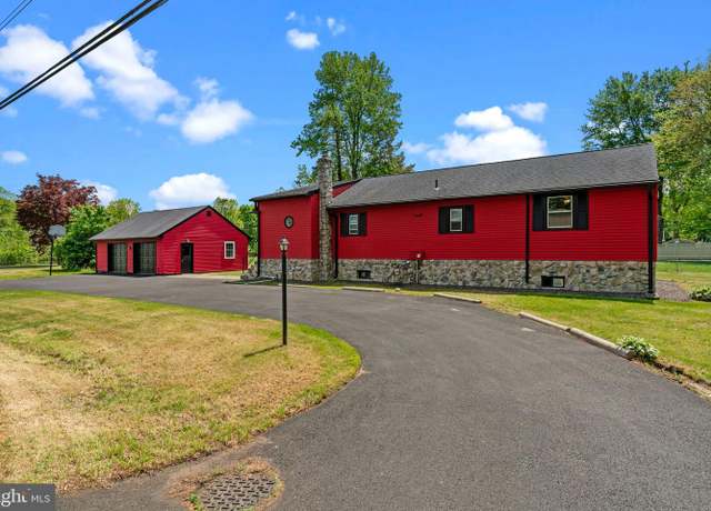 Property at 129 Apple St, Levittown, PA 19057, 5 beds, 3 baths
