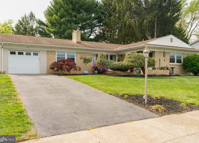 Property at 4 Grinnel Dr, Camp Hill, PA 17011, 3 beds, 2 baths