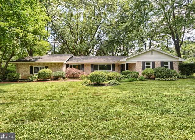 Property at 5133 Kylock Rd, Mechanicsburg, PA 17055, 4 beds, 2.5 baths