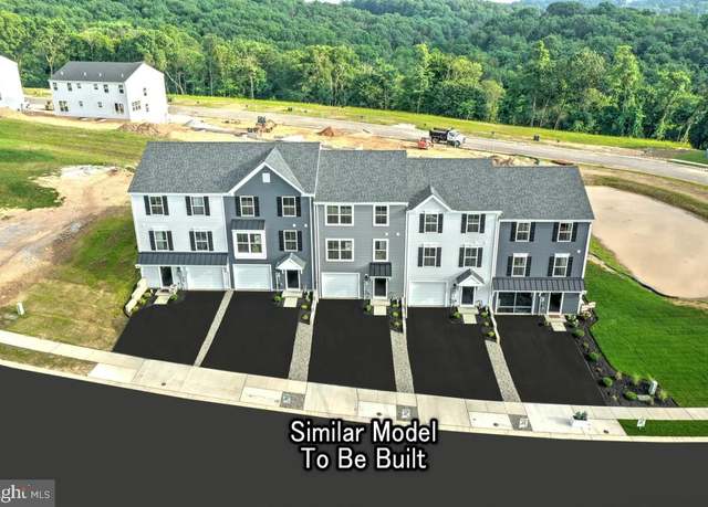 Property at 1043 Ellie Ln W Lot 1102, Harrisburg, PA 17112, 3 beds, 2.5 baths