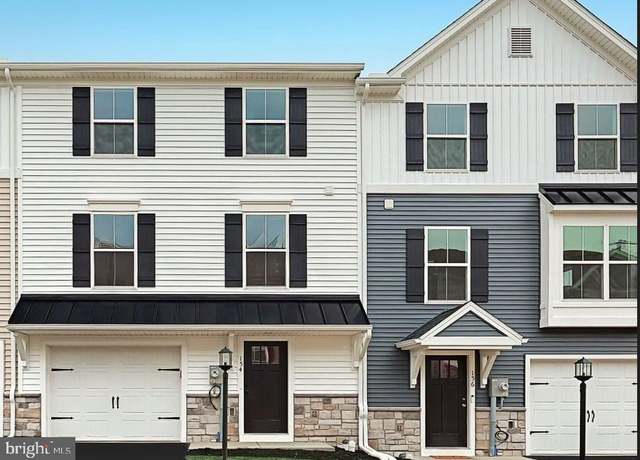 Property at 1043 Ellie Ln W Lot 1102, Harrisburg, PA 17112, 3 beds, 2.5 baths