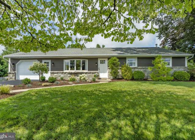 Property at 104 Hershey Rd, Lititz, PA 17543, 3 beds, 2 baths