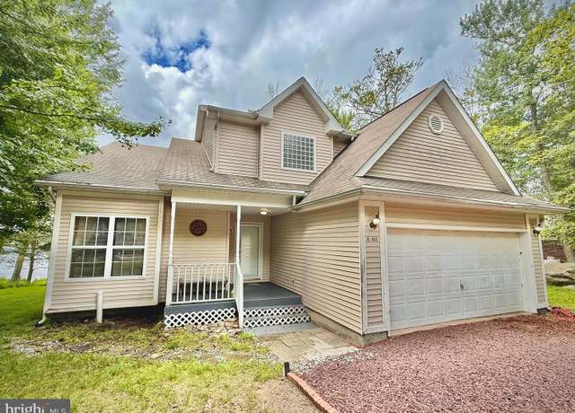 Property at 2505 Waterfront Dr, Tobyhanna, PA 18466, 3 beds, 2.5 baths