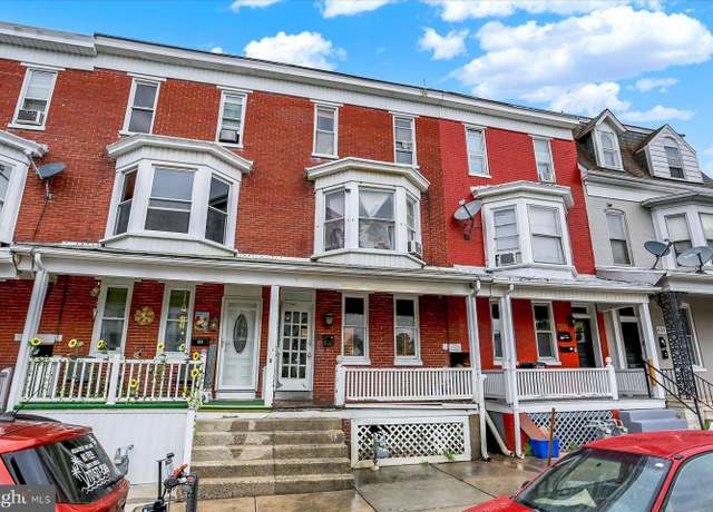 Property at 621 Wallace St, York, PA 17403, 4 beds, 1 bath