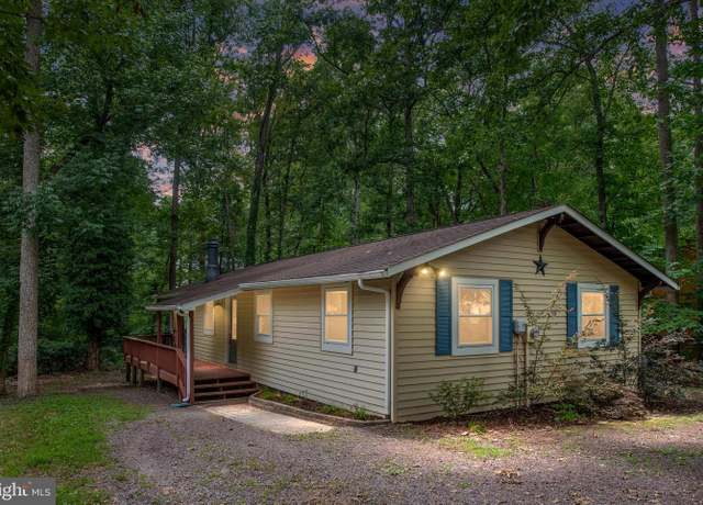 Property at 106 Monroe St, Locust Grove, VA 22508, 3 beds, 1 bath