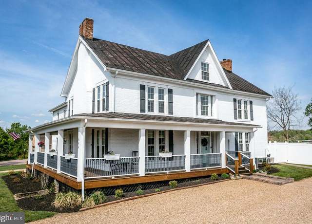 Property at 644 Early Dr, Broadway, VA 22815, 6 beds, 4 baths
