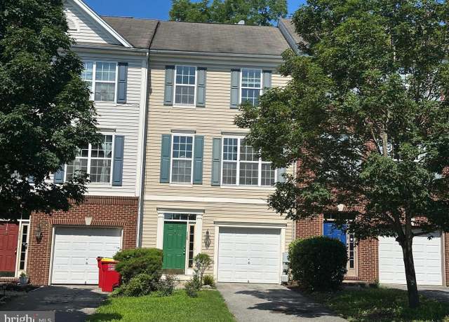 Property at 115 Swearingen Way, Shepherdstown, WV 25443, 4 beds, 2.5 baths