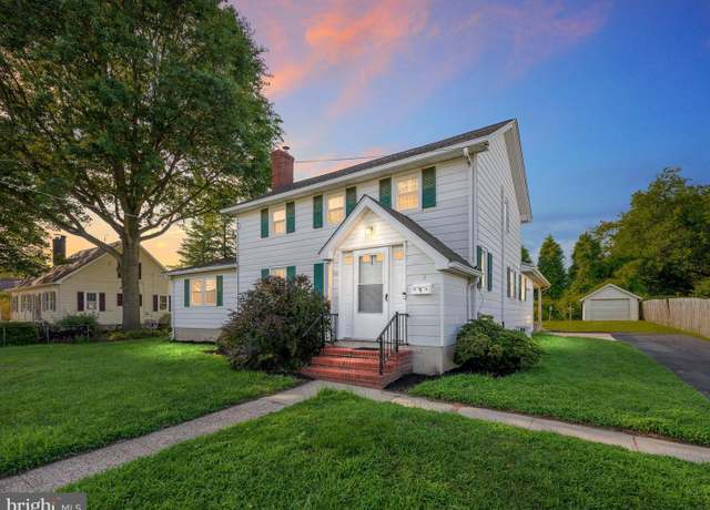 Property at 19 Roosevelt Ave, Dover, DE 19901, 4 beds, 2 baths