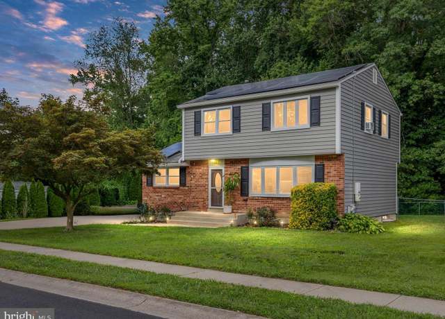 Property at 517 E Hanna Dr, Newark, DE 19702, 4 beds, 1.5 baths