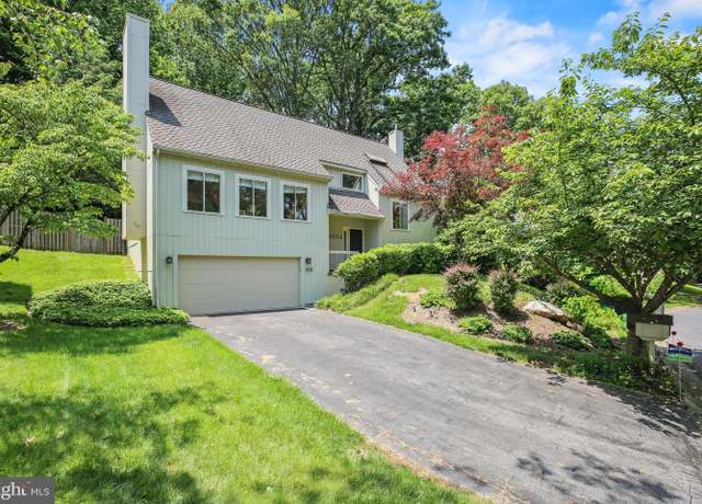 Property at 11212 Angus Pl, Potomac, MD 20854, 4 beds, 3.5 baths