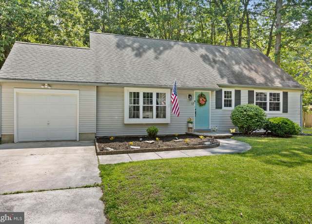 Property at 17 Waltham Way, Sicklerville, NJ 08081, 4 beds, 2 baths