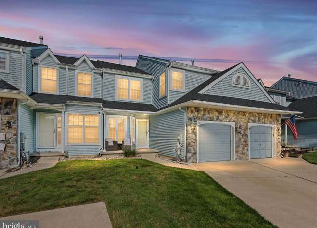 Property at 138 Kerry Lynn Ct, Williamstown, NJ 08094, 3 beds, 2.5 baths