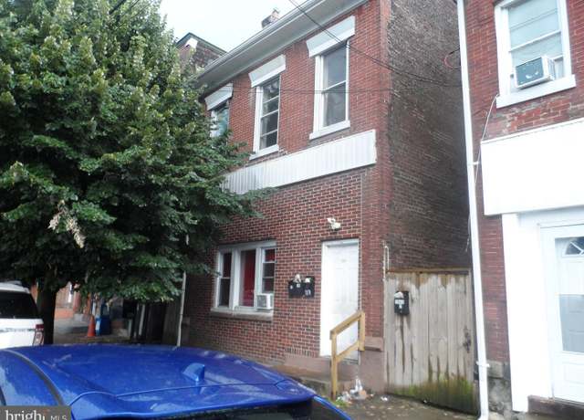 Property at 1047 S Clinton Ave, Trenton, NJ 08611, 6 beds, 3 baths