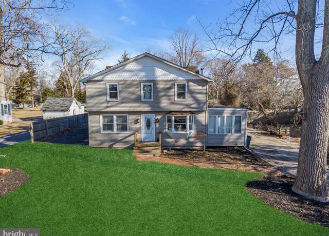 Property at 116 Bay Ave, Forked River, NJ 08731, 3 beds, 3 baths