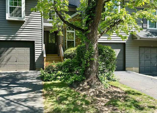 Property at 28-B Chicopee Dr, Princeton, NJ 08540, 3 beds, 2.5 baths