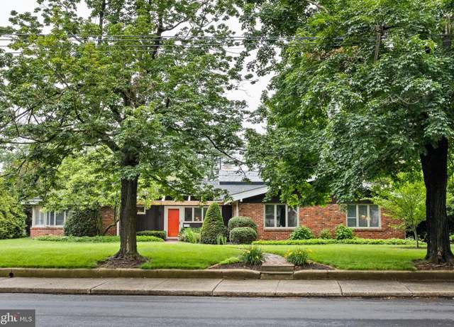 Property at 320 S Main St, Quakertown, PA 18951, 4 beds, 3 baths