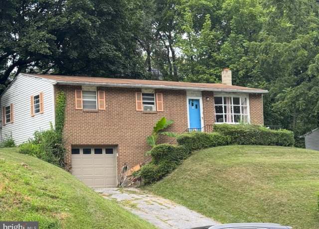 Property at 111 N Sporting Hill Rd, Mechanicsburg, PA 17050, 3 beds, 1 bath