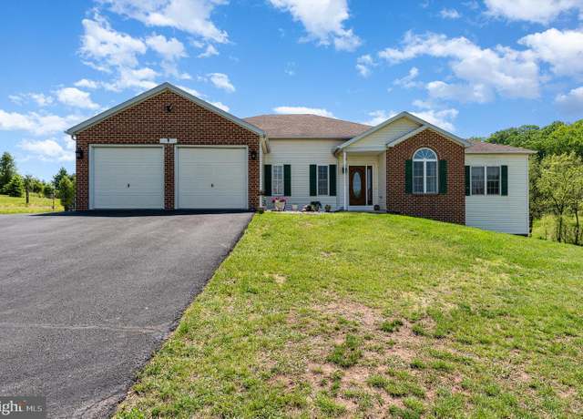 Property at 8041 Kiwanis Rd, Harrisburg, PA 17112, 3 beds, 2.5 baths