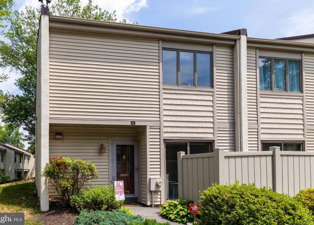 Property at 66 Twin Brooks Dr, Willow Grove, PA 19090, 3 beds, 2.5 baths