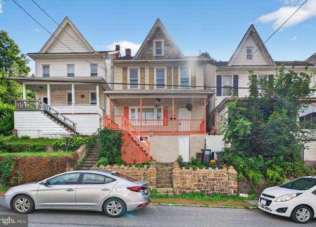 Property at 23 N Greenwood St, Tamaqua, PA 18252, 4 beds, 2 baths