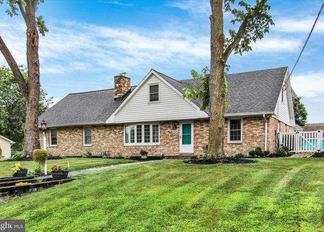 Property at 1165 Krentler Dr, Hanover, PA 17331, 4 beds, 3.5 baths