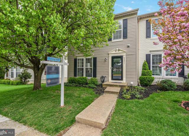 Property at 43311 Chokeberry Sq, Ashburn, VA 20147, 3 beds, 3.5 baths
