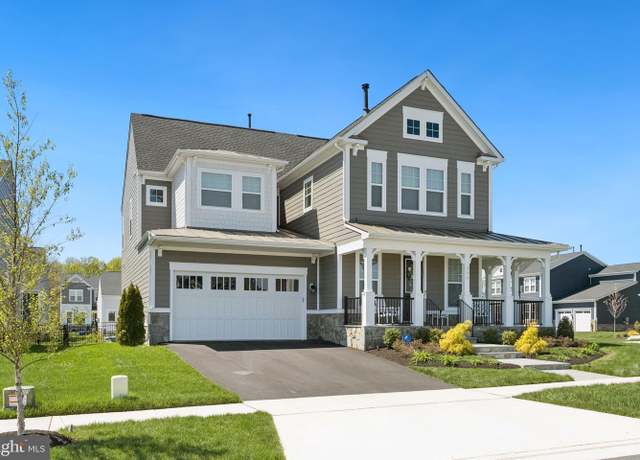 Property at 111 Milvian Way SE, Leesburg, VA 20175, 5 beds, 4.5 baths