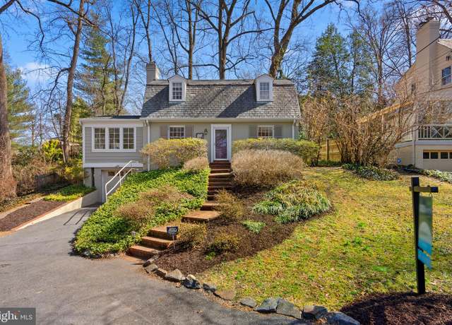 Property at 420 Greenbrier Dr, Silver Spring, MD 20910, 3 beds, 2.5 baths