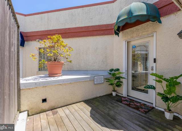 Property at 1368 Boardwalk Unit B, Ocean City, NJ 08226, 2 beds, 2.5 baths