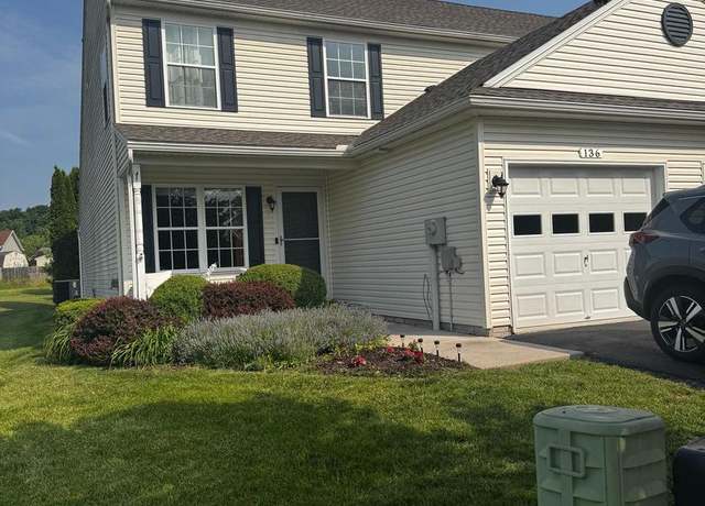 Property at 136 Cedarfield Dr, Gettysburg, PA 17325, 3 beds, 2.5 baths