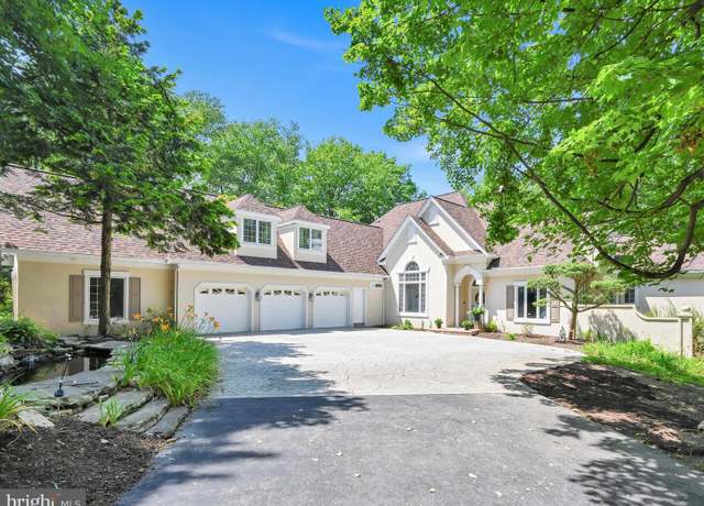 Property at 1035 Hill Rd, Wernersville, PA 19565, 6 beds, 4 baths