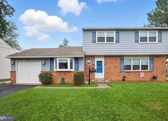 Property at 124 Wallace Dr, Warminster, PA 18974, 4 beds, 1.5 baths