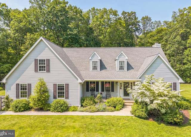 Property at 105 Atkins Dr, Coatesville, PA 19320, 4 beds, 2.5 baths