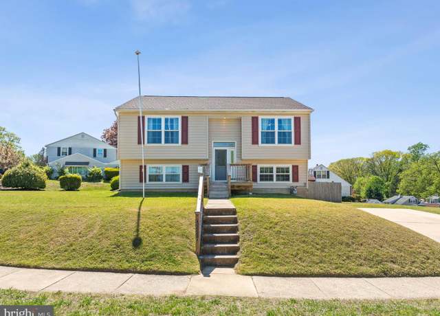Property at 237 Robin Hood Ln, Aston, PA 19014, 4 beds, 2 baths
