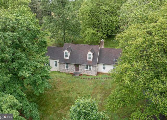 Property at 56 Pine Dr, Kirkwood, PA 17536, 4 beds, 2 baths