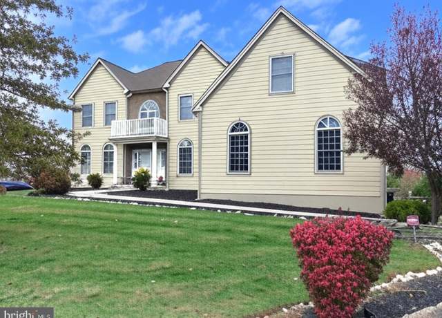 Property at 1401 Hampstead Ct, Blue Bell, PA 19422, 4 beds, 4.5 baths