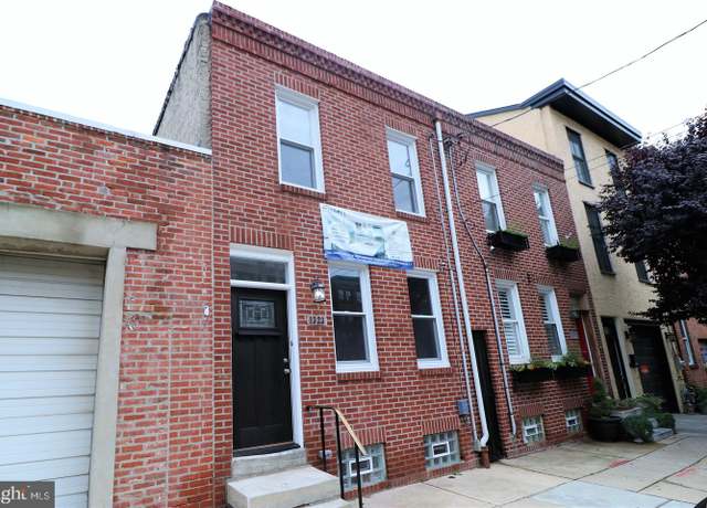 Property at 1323 Buttonwood St, Philadelphia, PA 19123, 2 beds, 1.5 baths